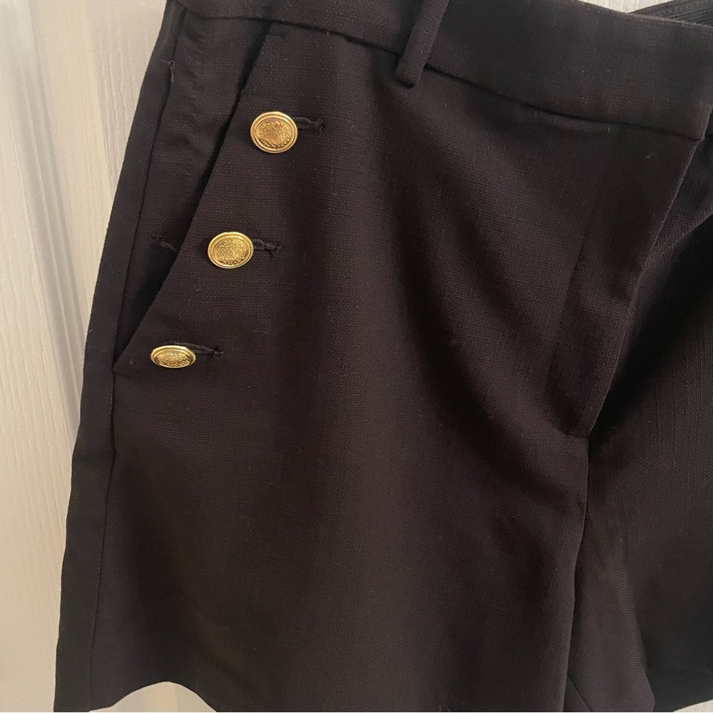 Like New Shorts - Picture 4 of 7